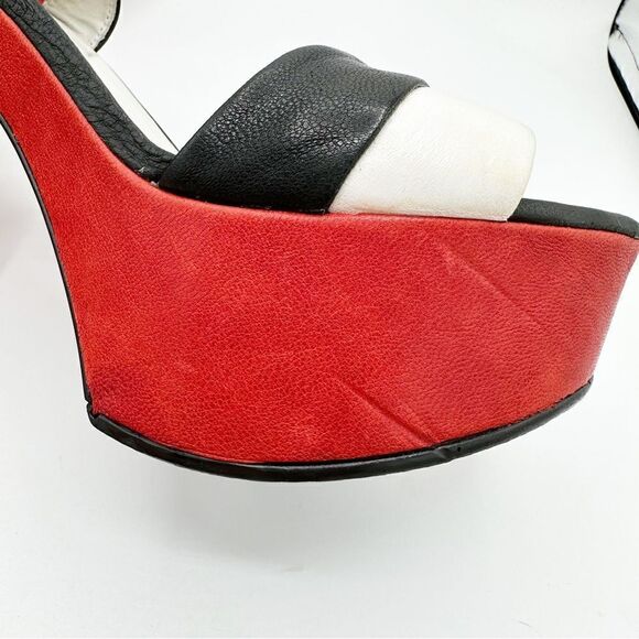 Stuart Weizmann Black Red and White Wide Strap Platform Sandals with Ankle Strap - Picture 15 of 15